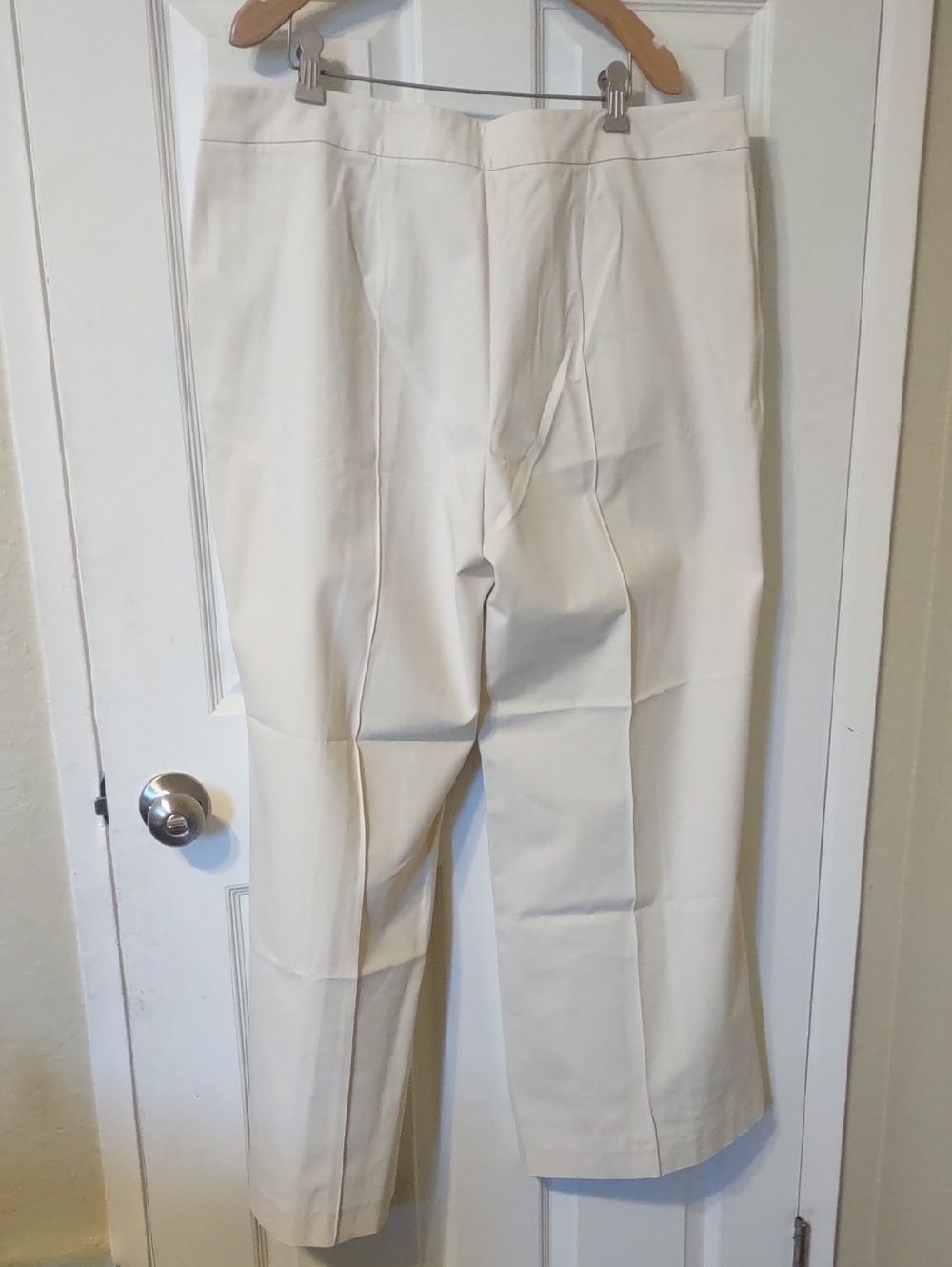 Lafayette 148 New York Cream Straight-Leg Dress Trousers - Picture 2 of 10